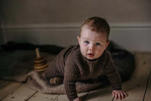 Load image into Gallery viewer, The Alpaca top-FAWN