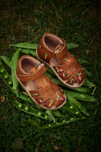 Load image into Gallery viewer, VEGGIE CLASSIC SANDAL-Cognac
