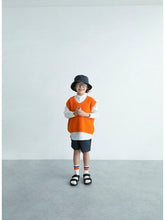 Load image into Gallery viewer, Short Line Socks-Purple x Orange

