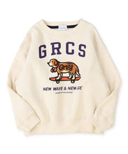 Load image into Gallery viewer, BASIC SKATE DOG Sweatshirt 42580416-11OW
