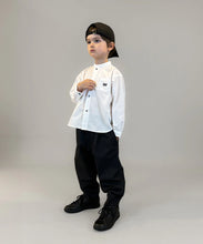 Load image into Gallery viewer, 42620101 Broadcloth Band-collar L/S Shirt-1W
